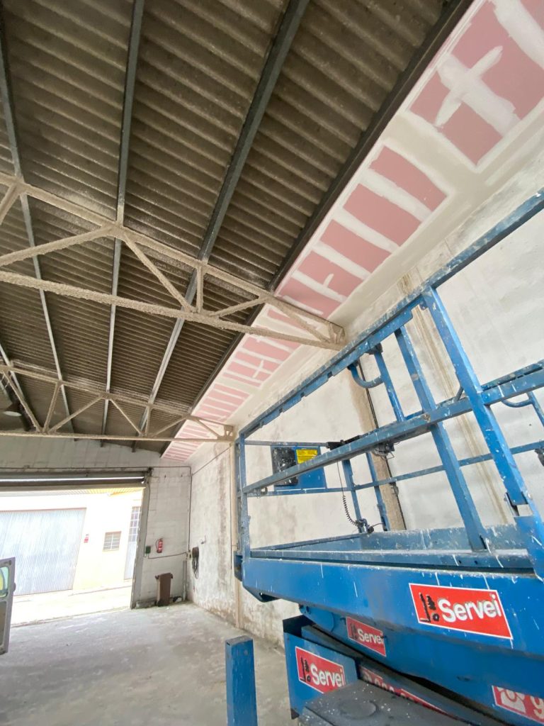Ignifugación de estructura de nave industrial en Barcelona